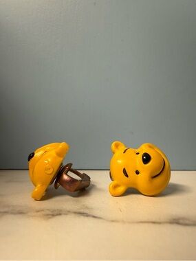 Vintage Y2K Winnie the Pooh Clip on Earrings